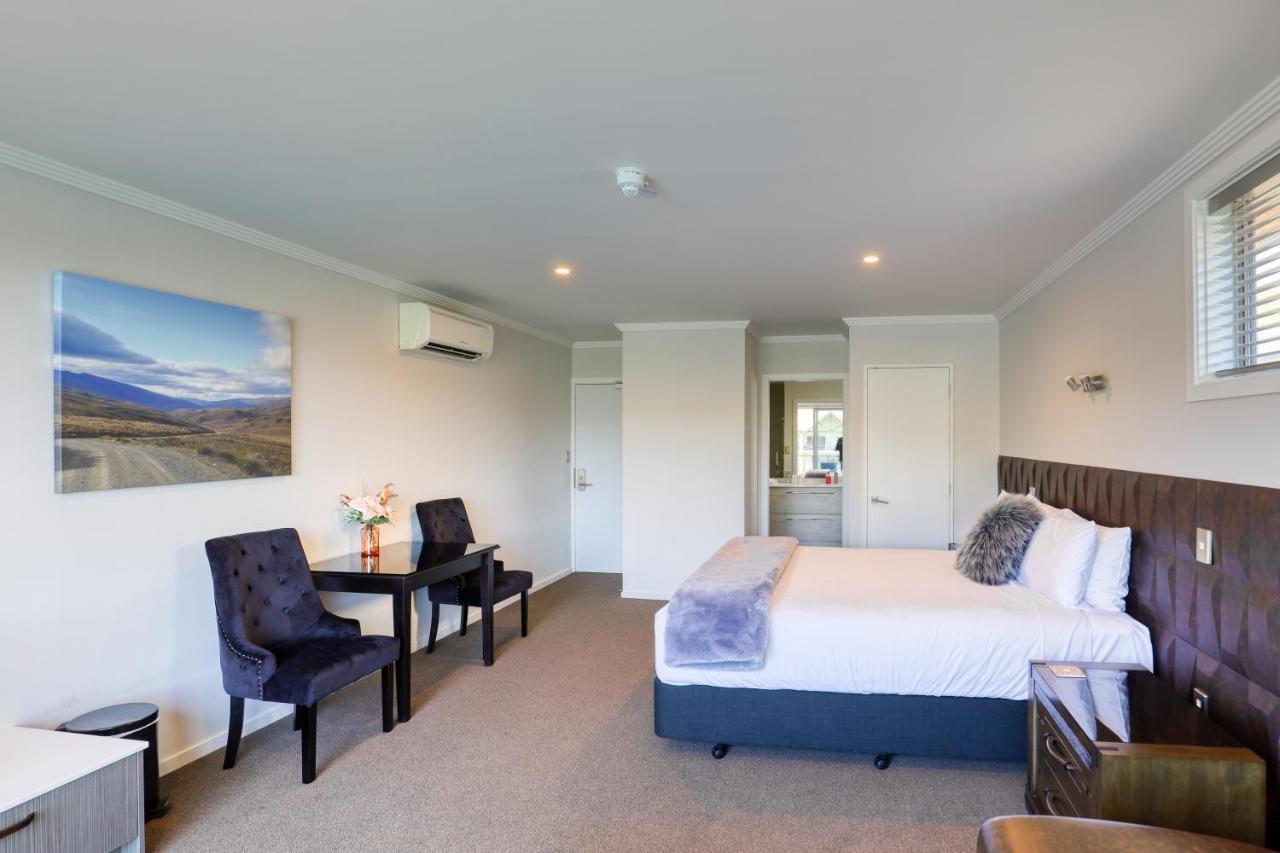 Marsden Lake Resort Central Otago Cromwell Zewnętrze zdjęcie A room at the hotel