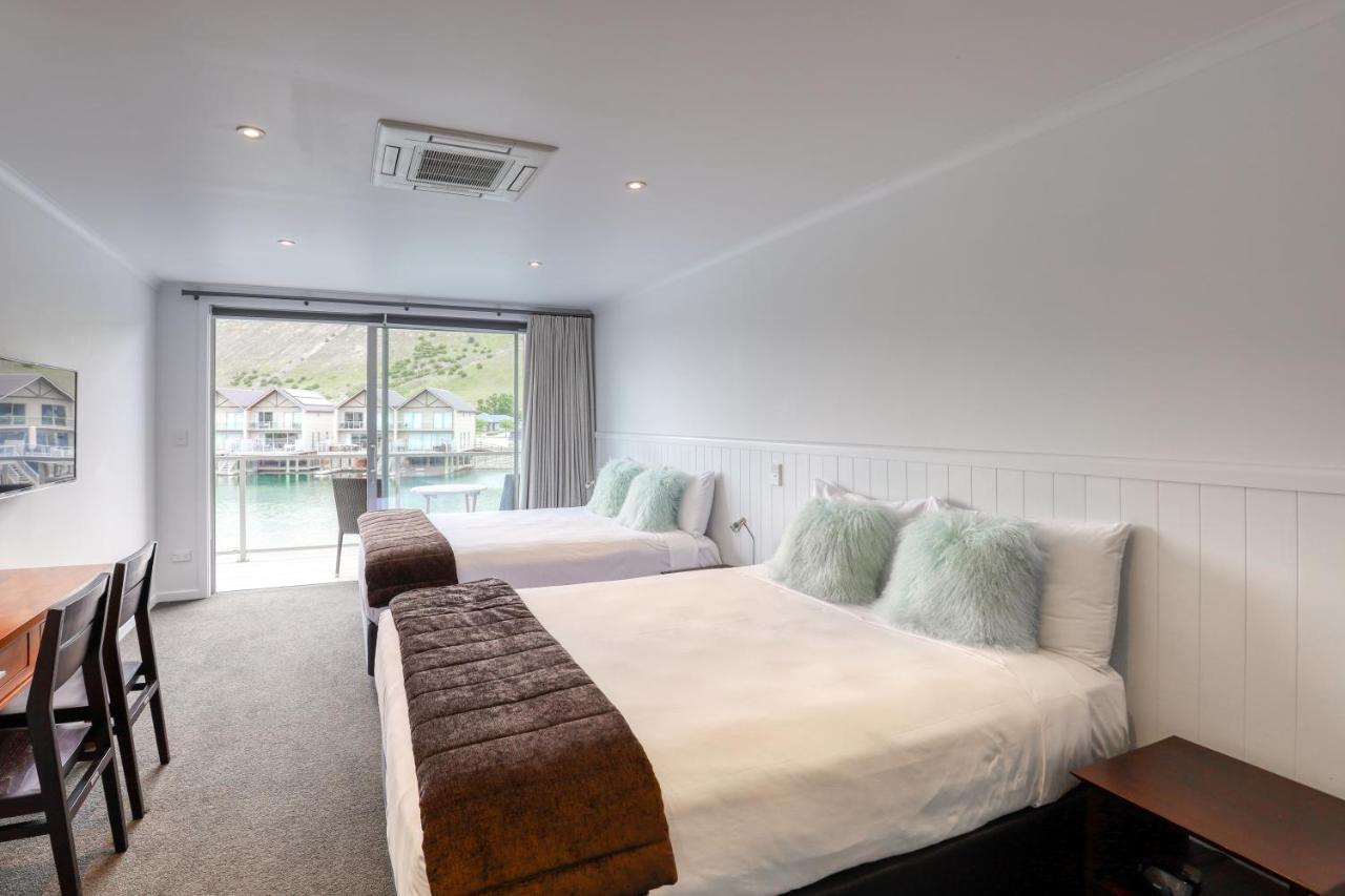 Marsden Lake Resort Central Otago Cromwell Zewnętrze zdjęcie A typical studio apartment