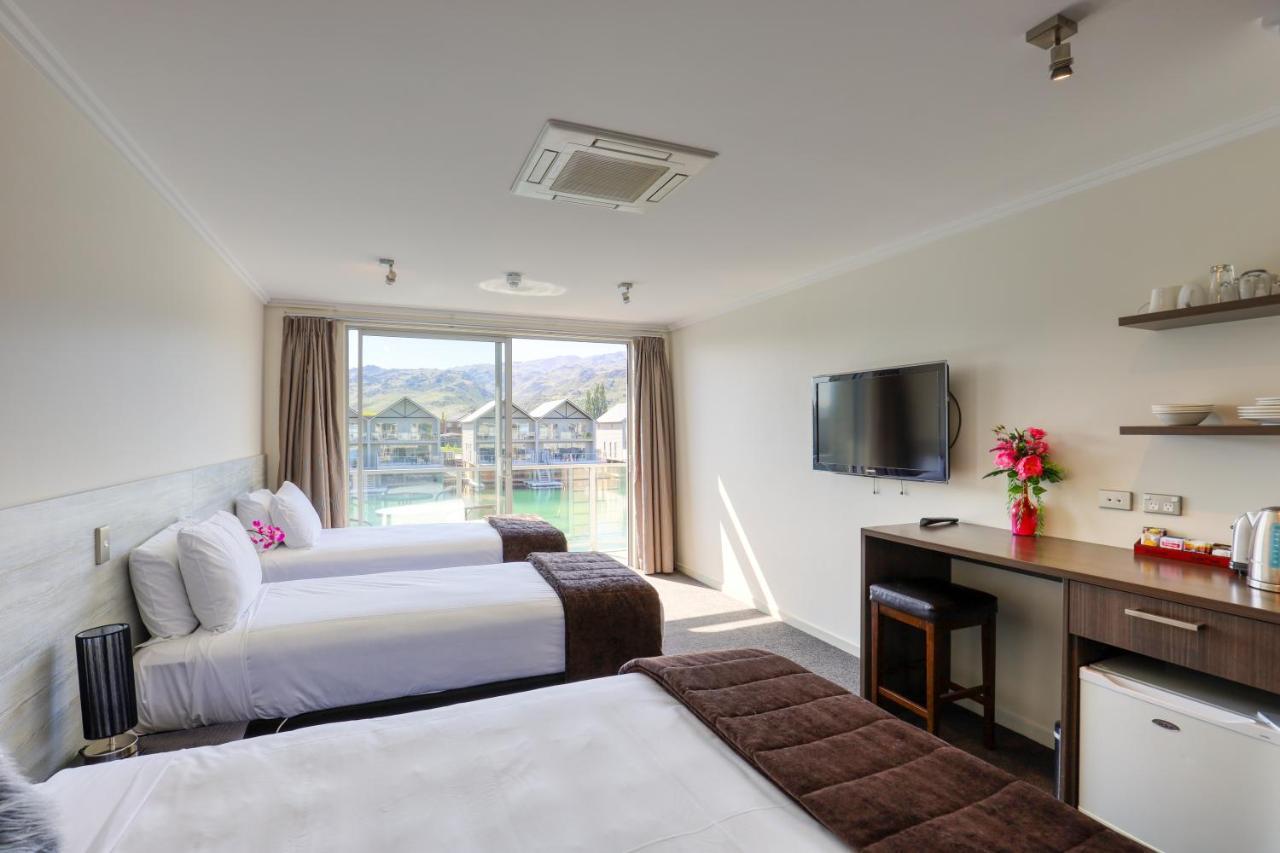 Marsden Lake Resort Central Otago Cromwell Zewnętrze zdjęcie A typical studio apartment