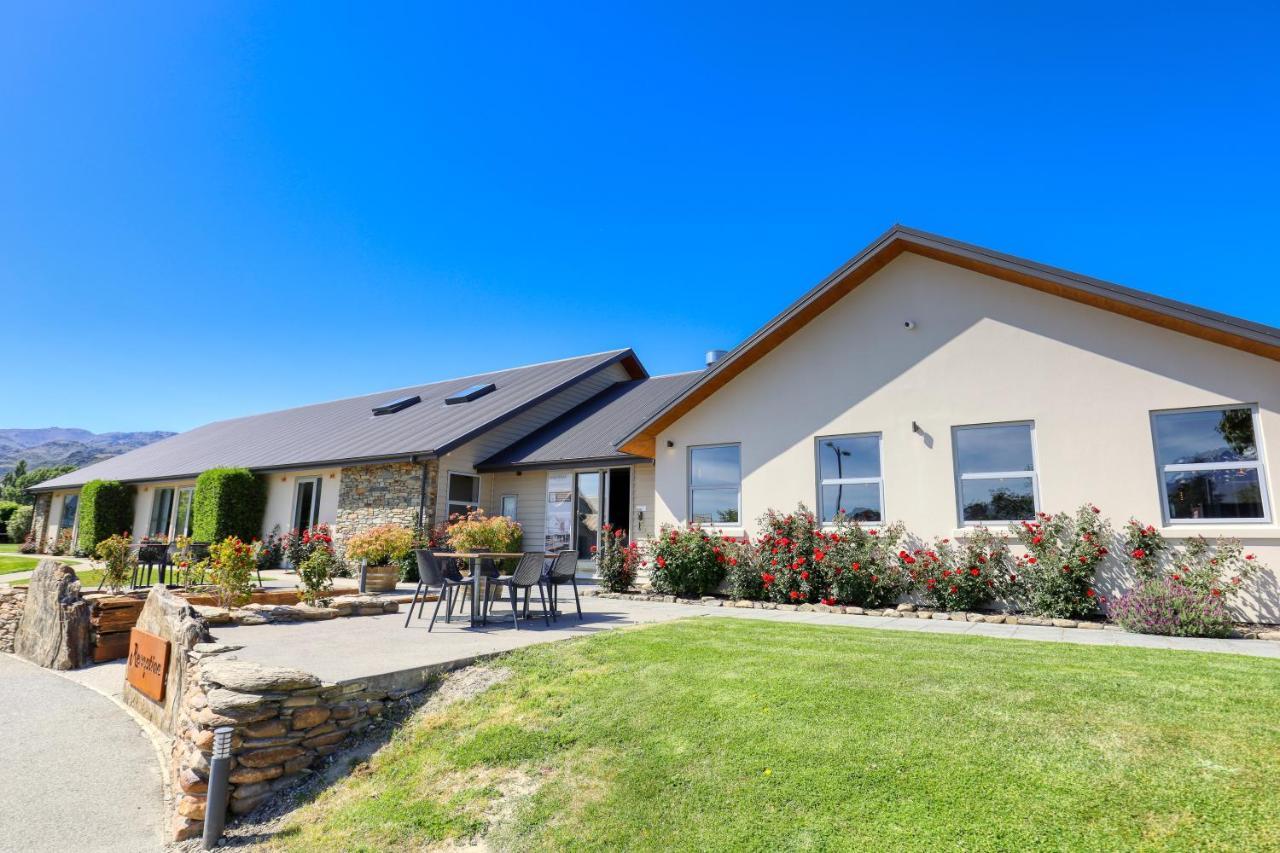Marsden Lake Resort Central Otago Cromwell Zewnętrze zdjęcie The Lodge at Waihi