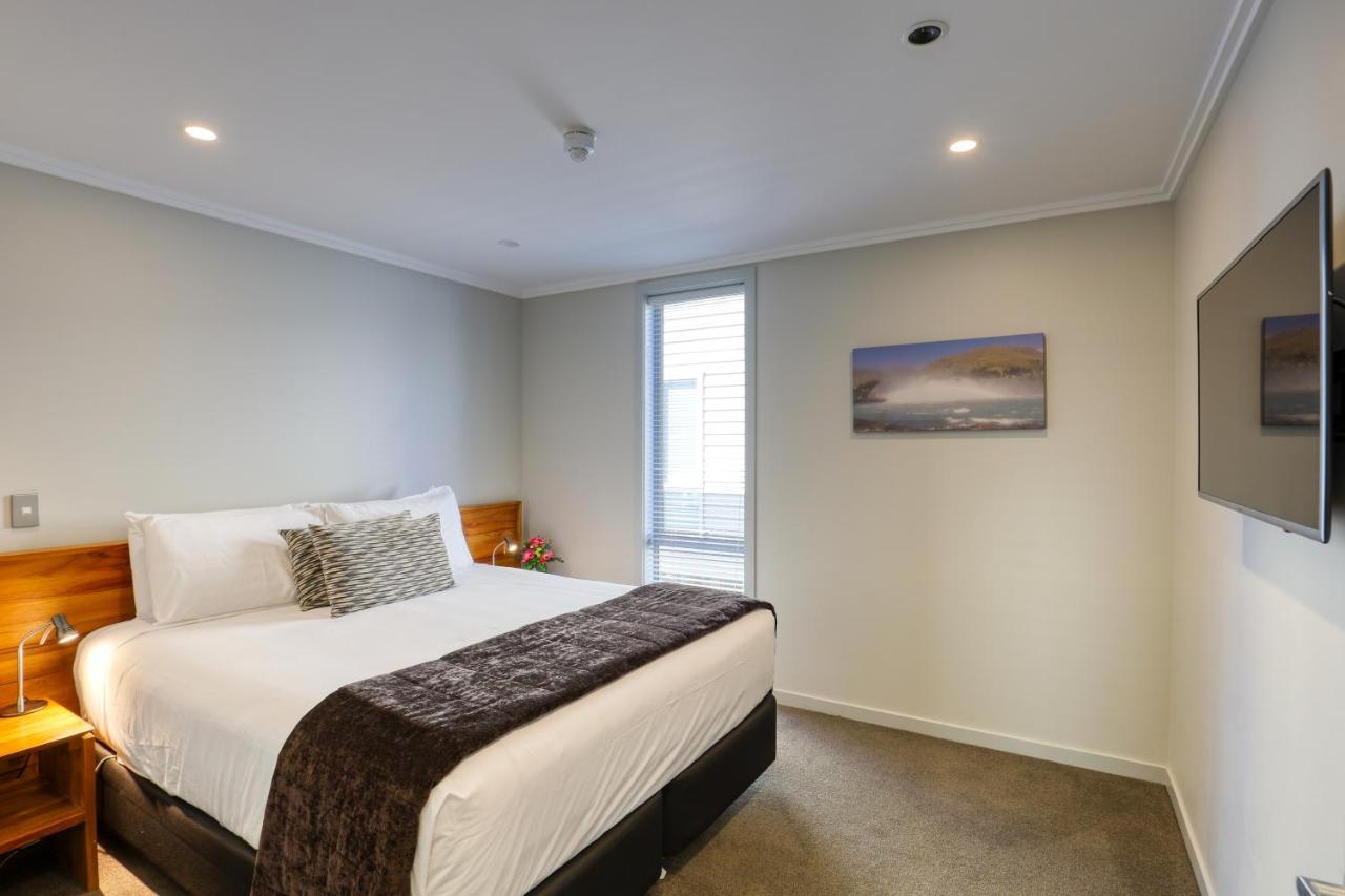 Marsden Lake Resort Central Otago Cromwell Zewnętrze zdjęcie A bedroom at the hotel
